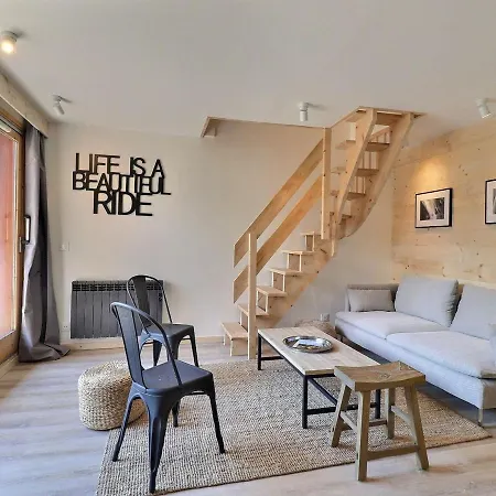 Superbe Duplex Renove 3* - Lumineux, Skis Aux Pieds - 8 Pers, 62m², 5 Pieces, Balcon Sud - Fr-1-182-254 Daire Les Allues